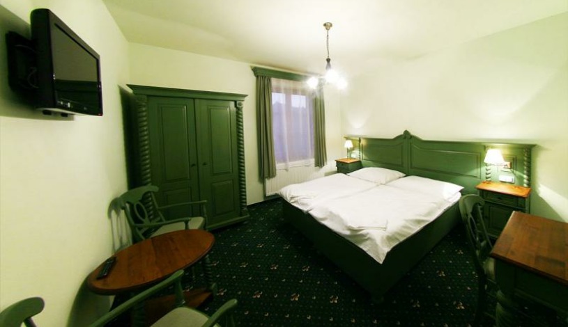 Hotel U Kata Kutná Hora - Dvoulůžkový pokoj s manželskou postelí